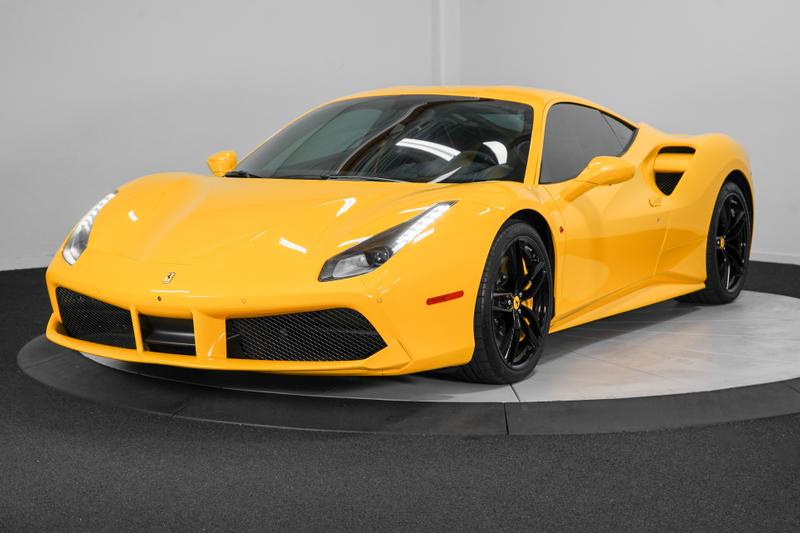 2017 Ferrari 488 GTB photo 4