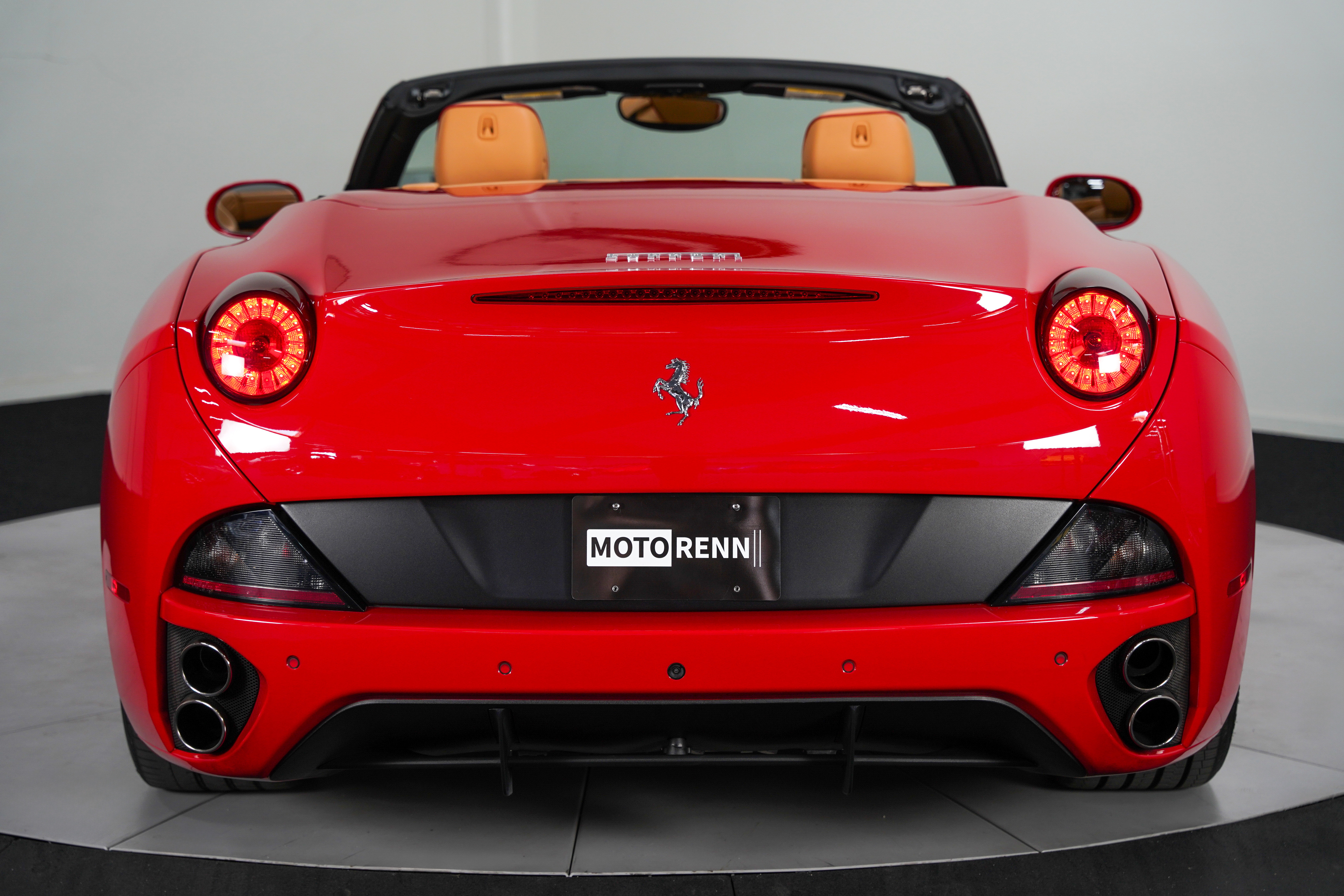 2012 Ferrari California Base - Photo 6