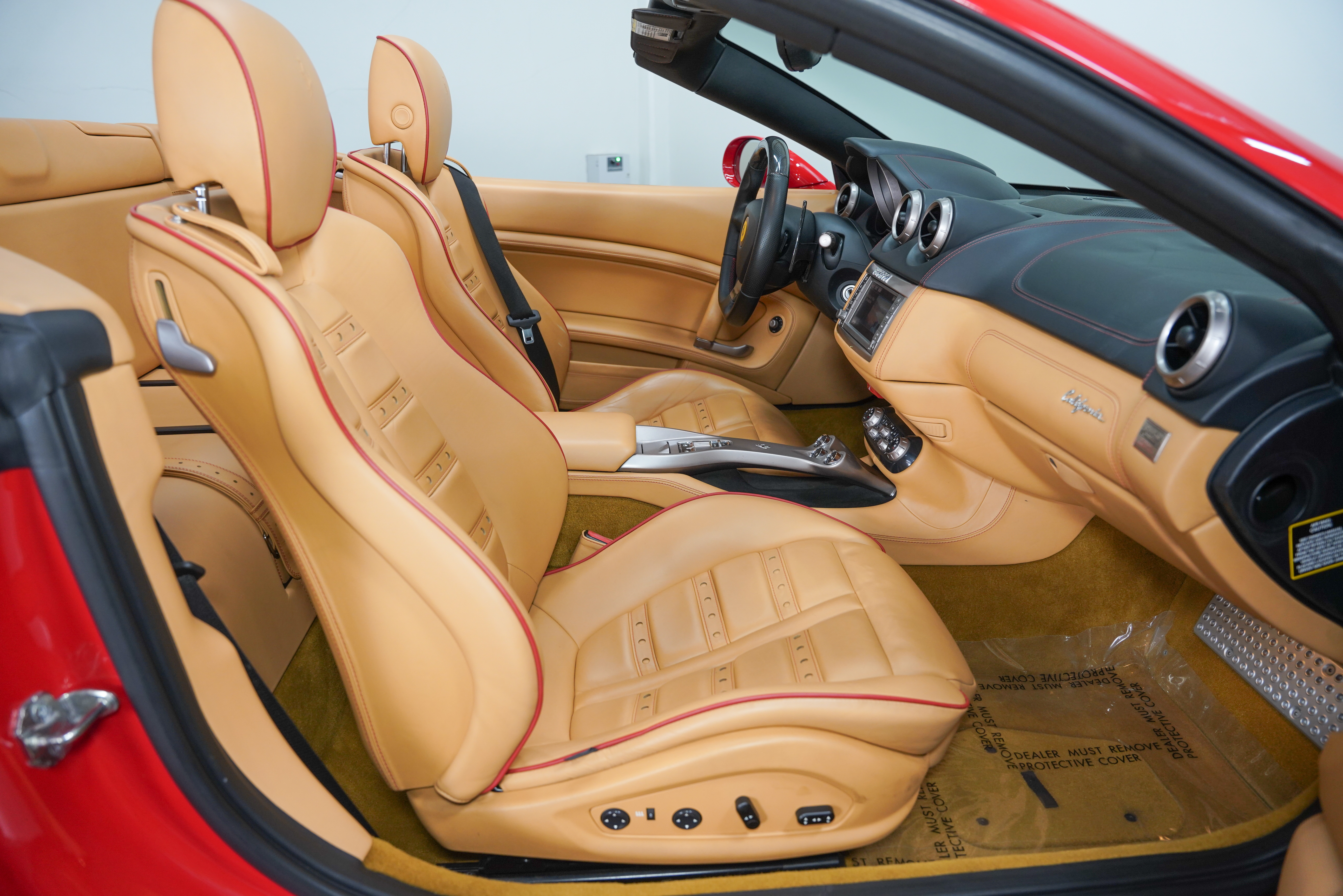 2012 Ferrari California Base - Photo 24