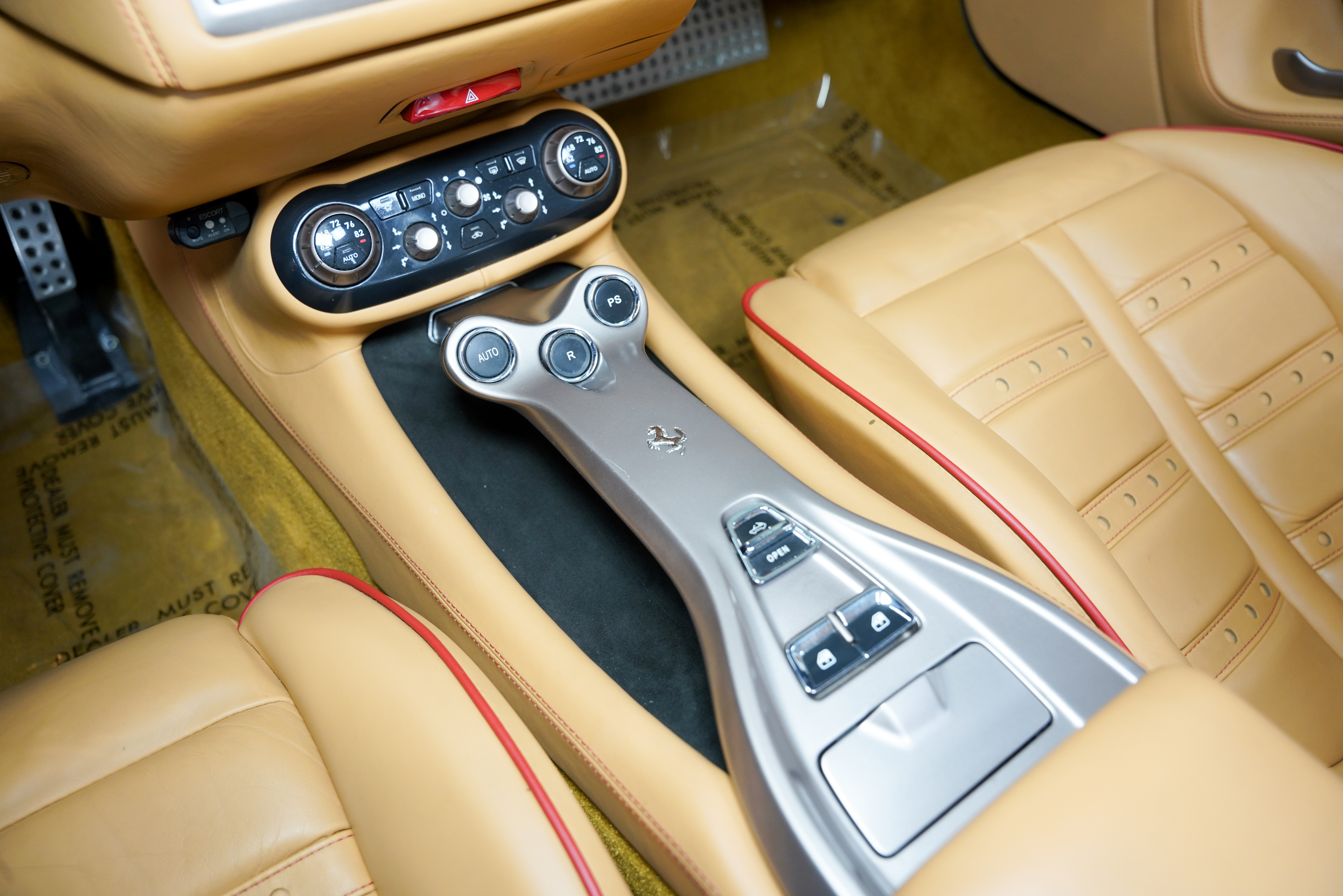 2012 Ferrari California Base - Photo 37