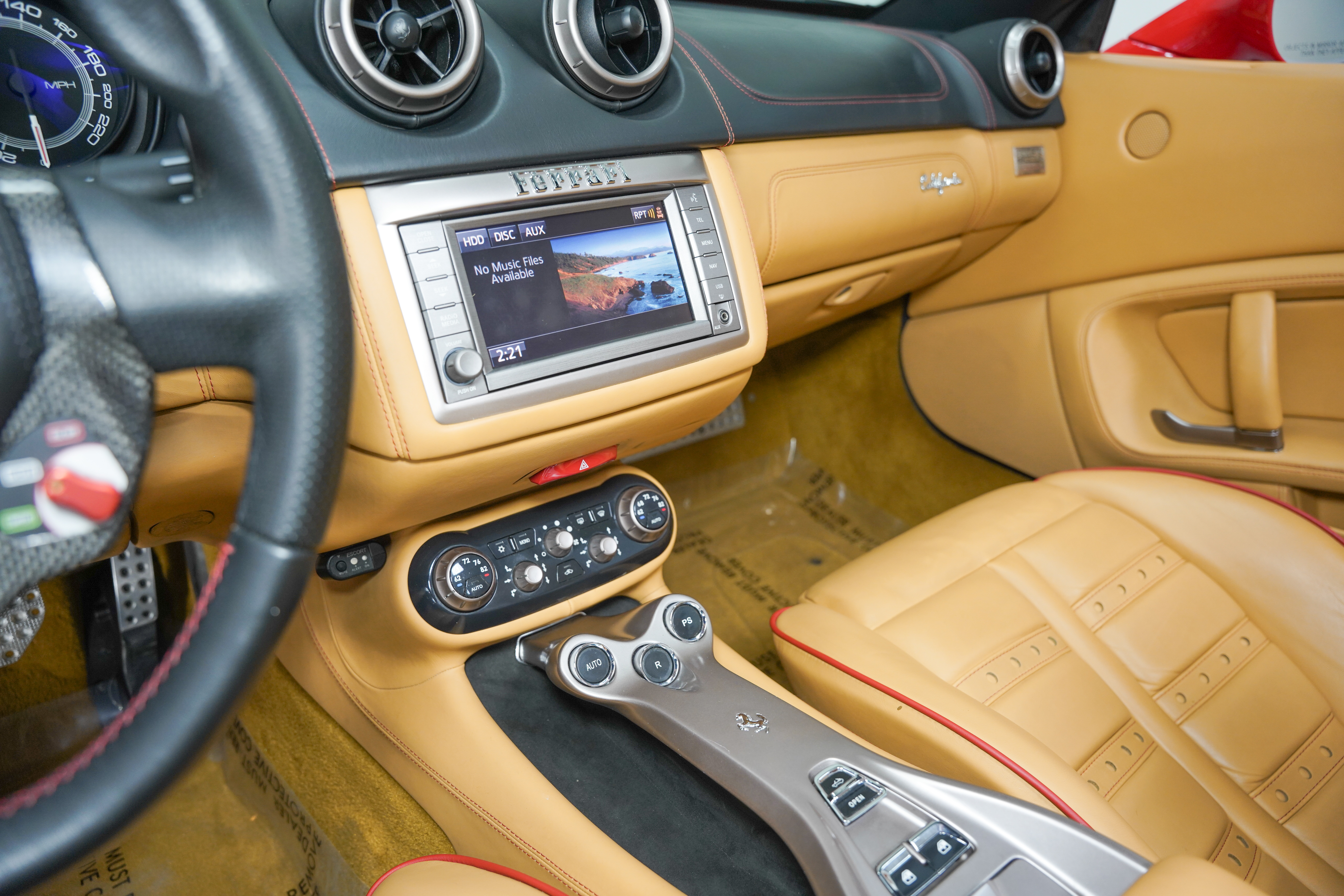 2012 Ferrari California Base - Photo 39