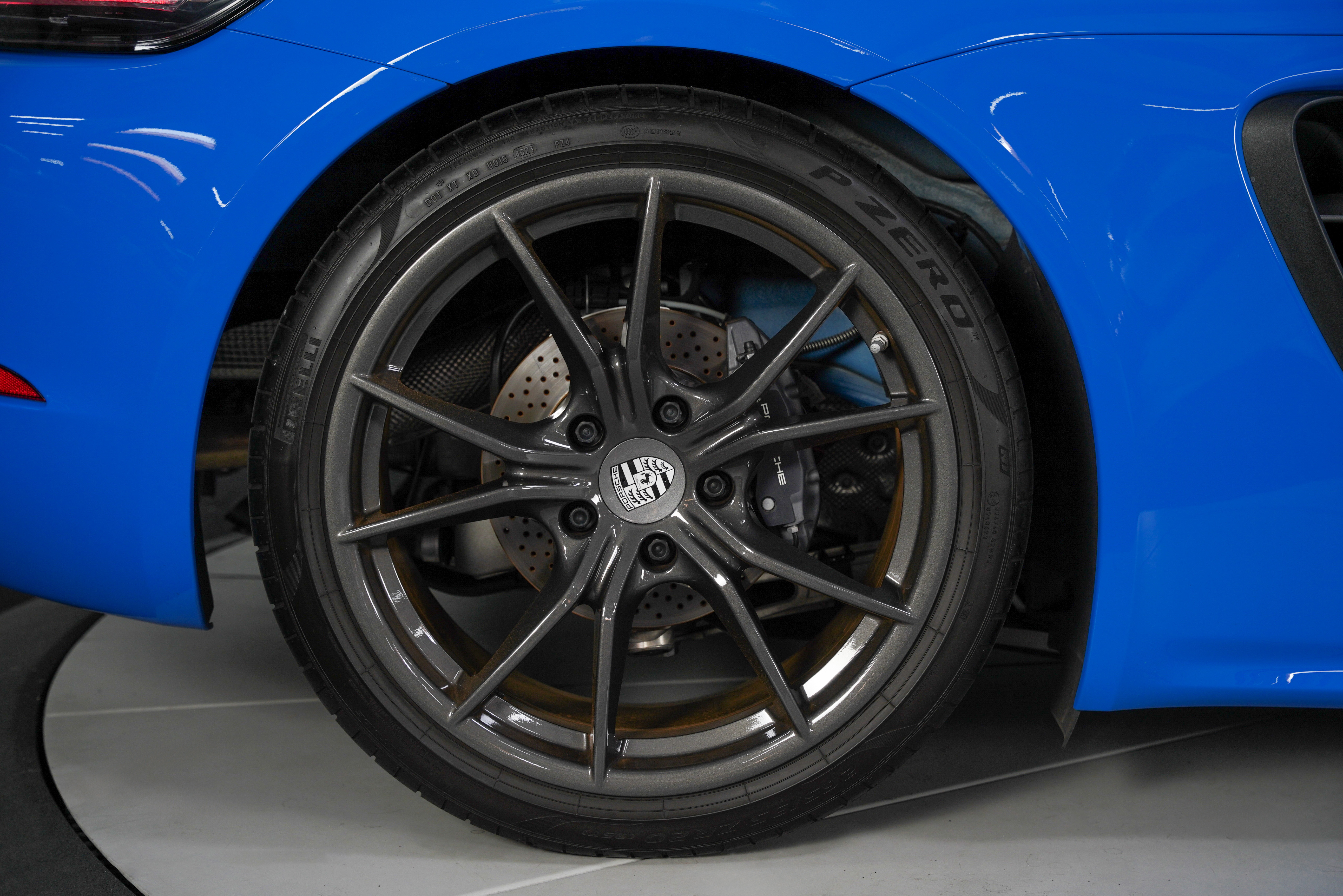 2022 Porsche 718 T - Photo 24