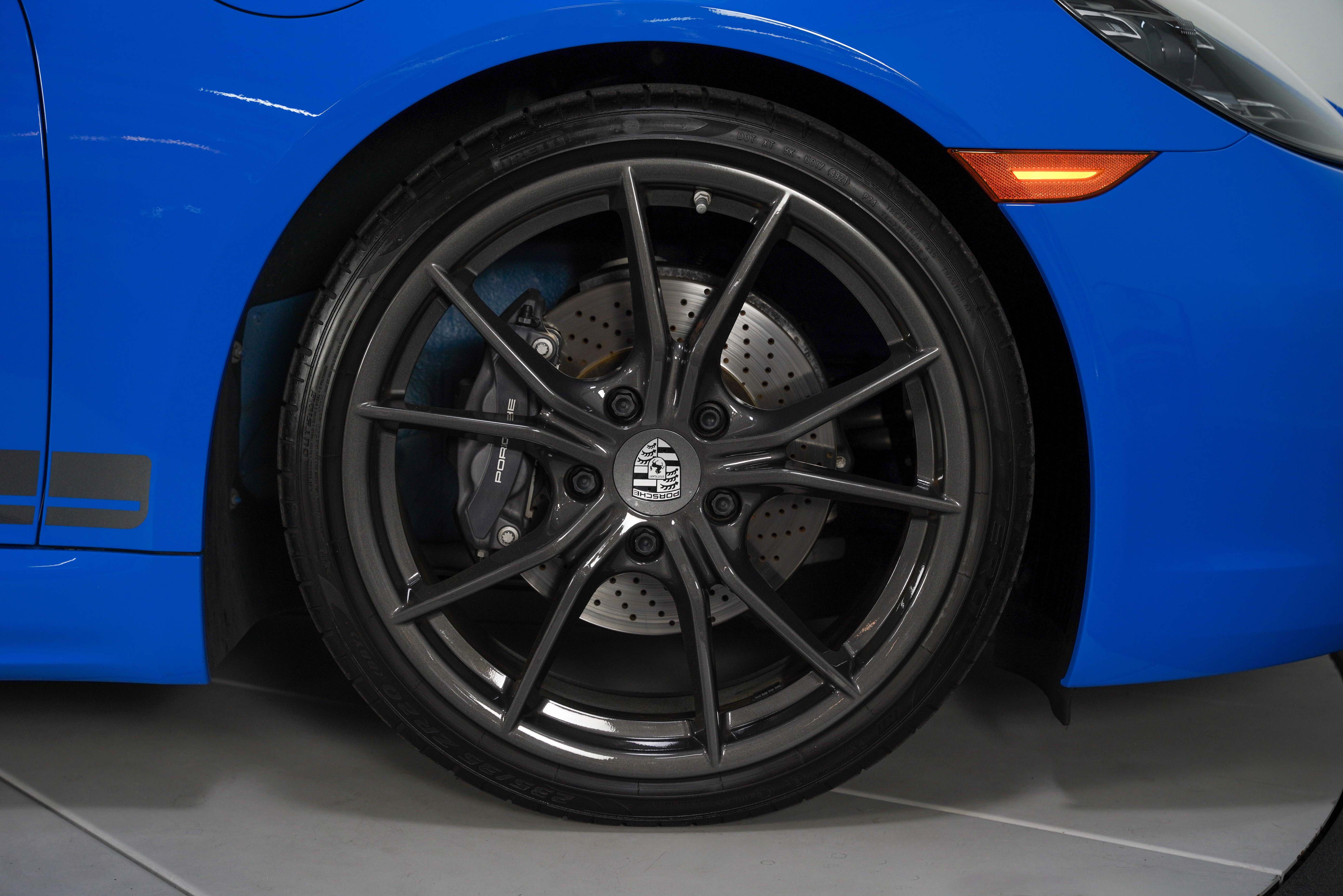 2022 Porsche 718 T - Photo 25