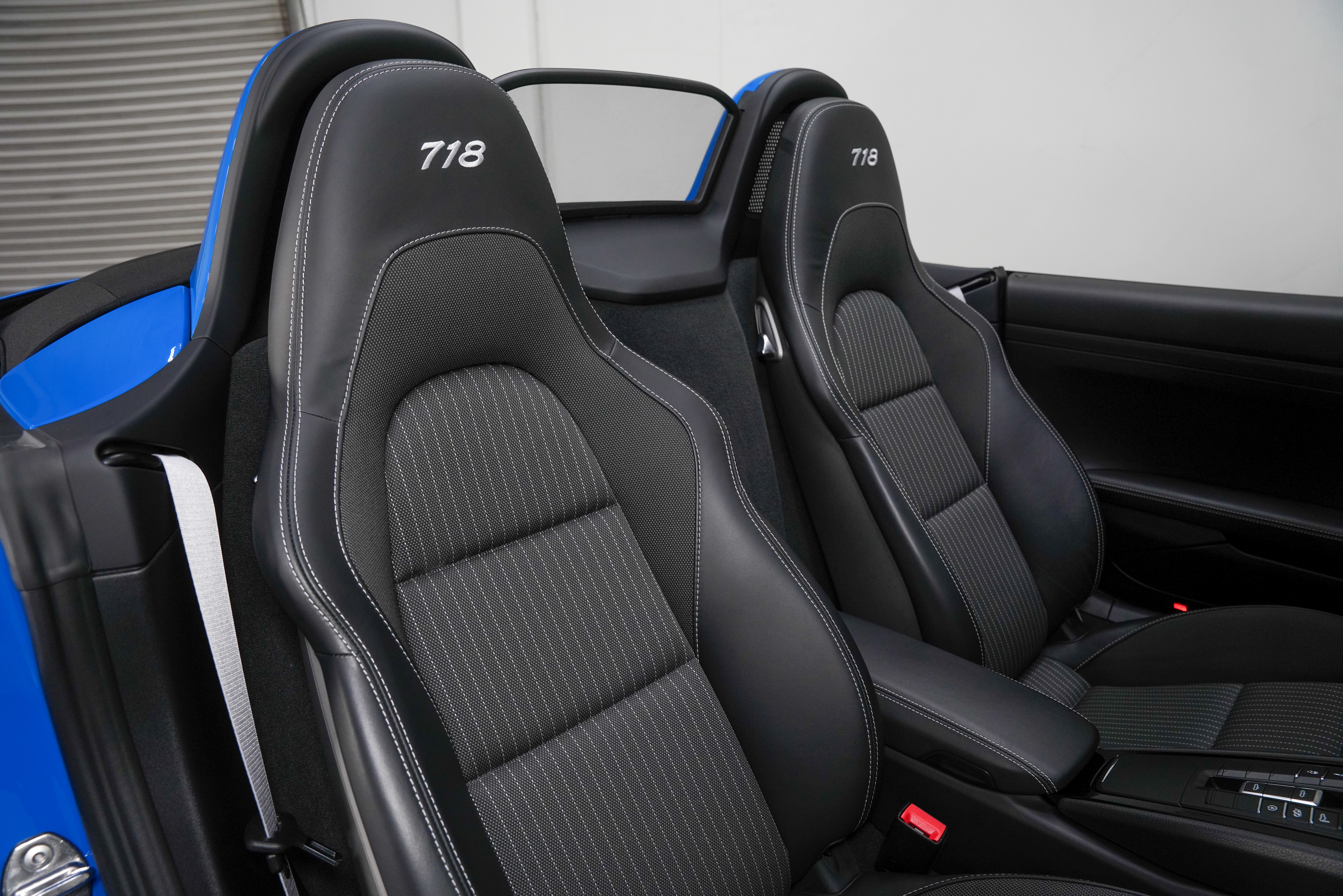 2022 Porsche 718 T - Photo 27