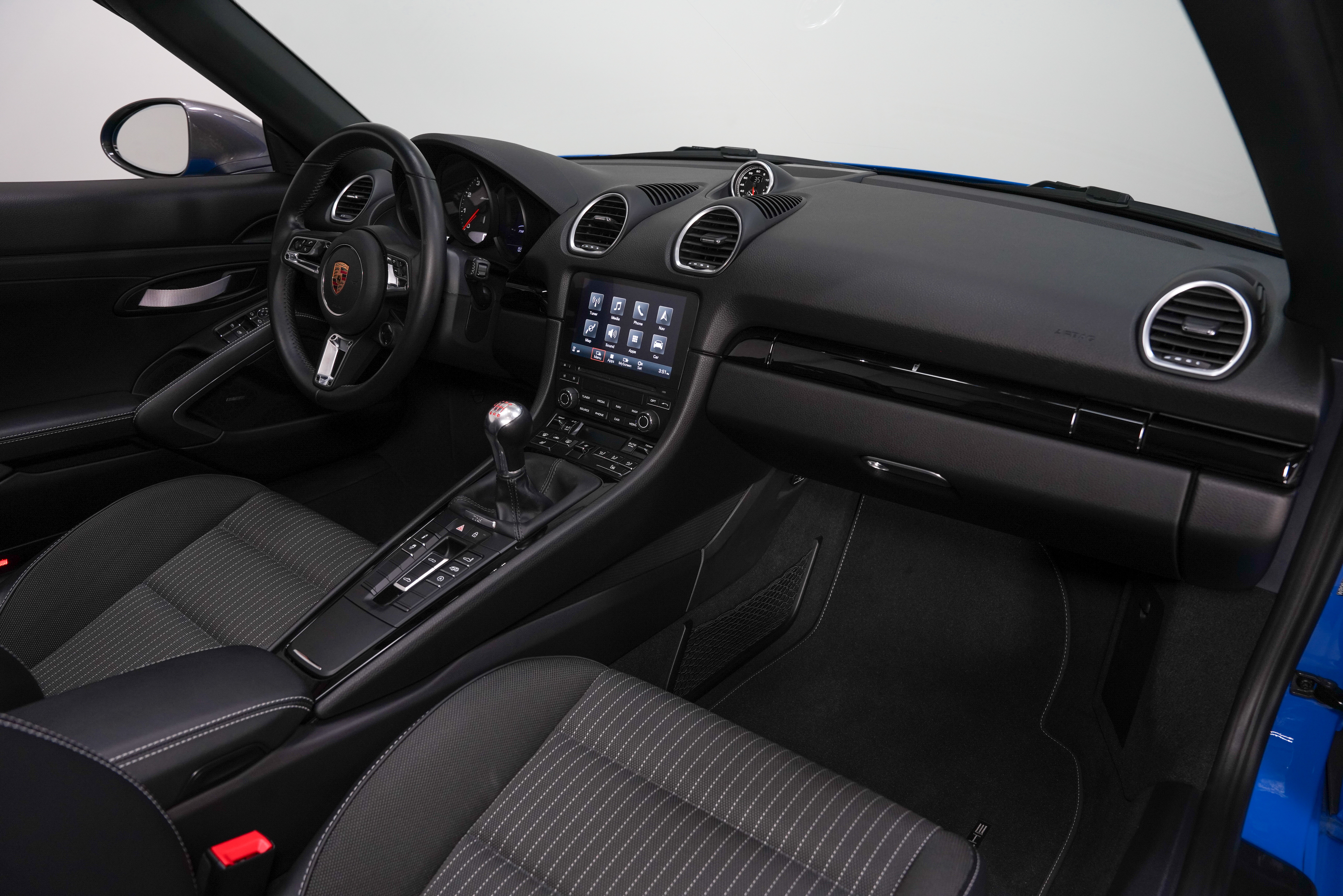 2022 Porsche 718 T - Photo 29
