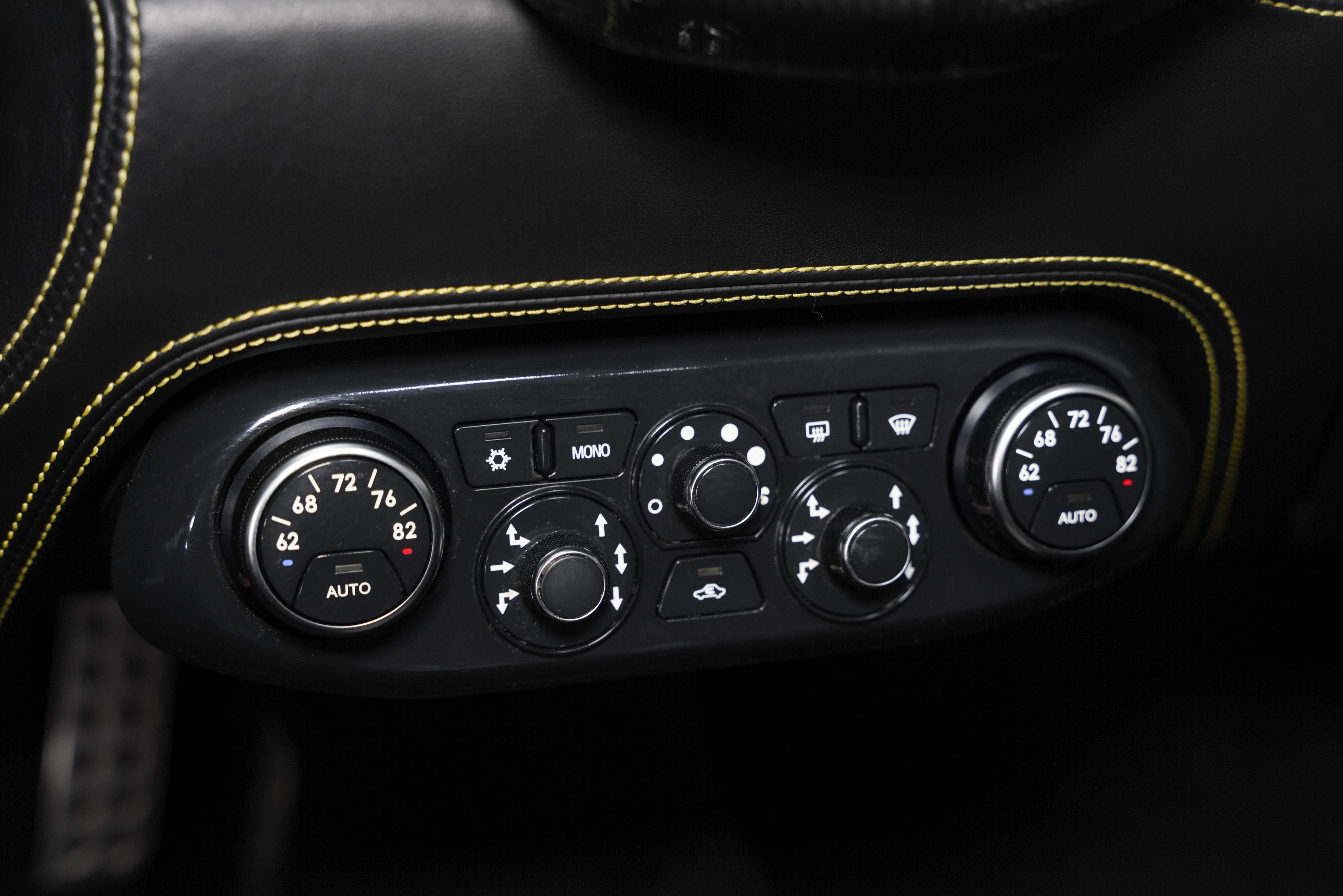 2013 Ferrari 458 Spider Base - Photo 42