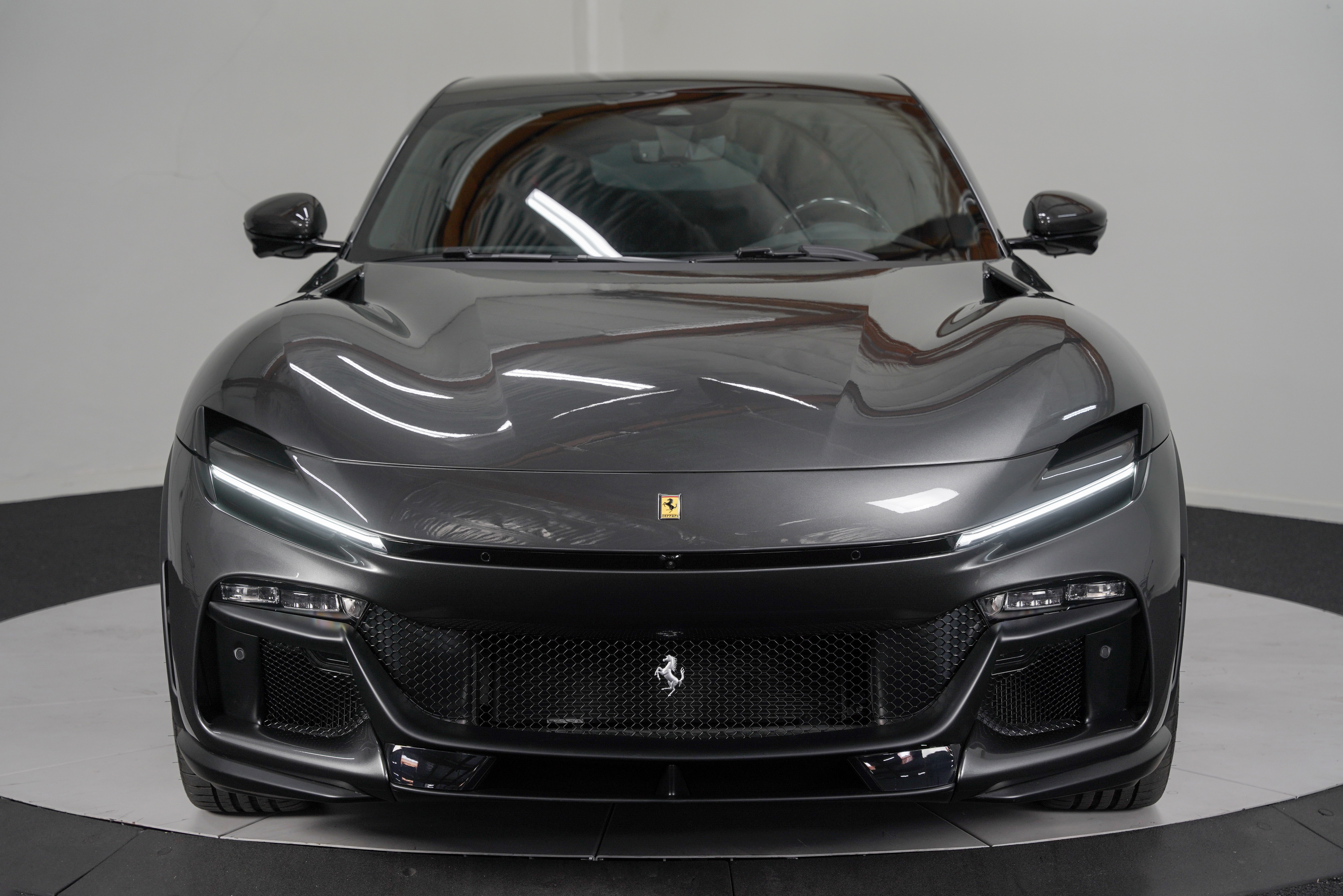 2026 Ferrari Purosangue Base - Photo 10
