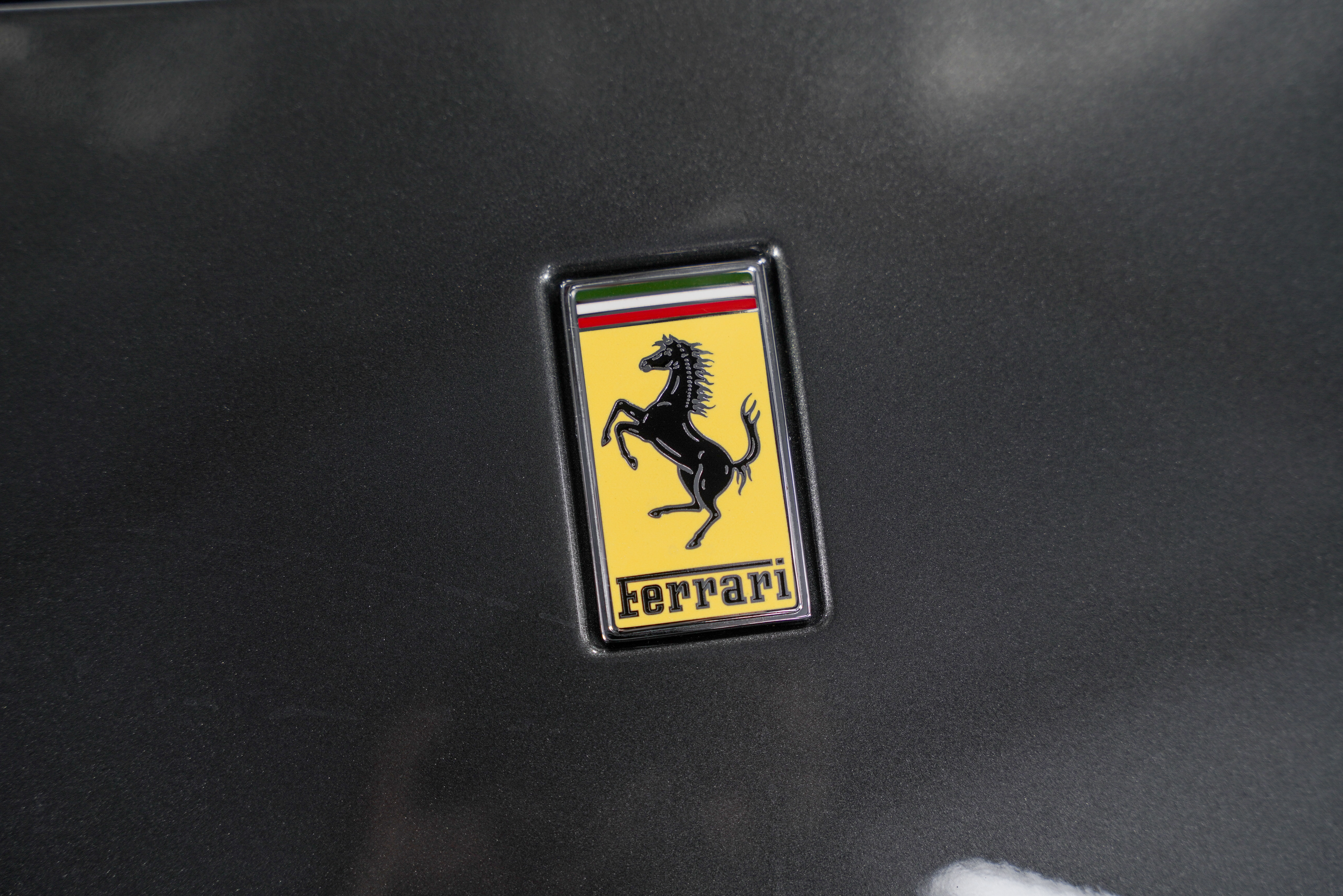 2026 Ferrari Purosangue Base - Photo 12
