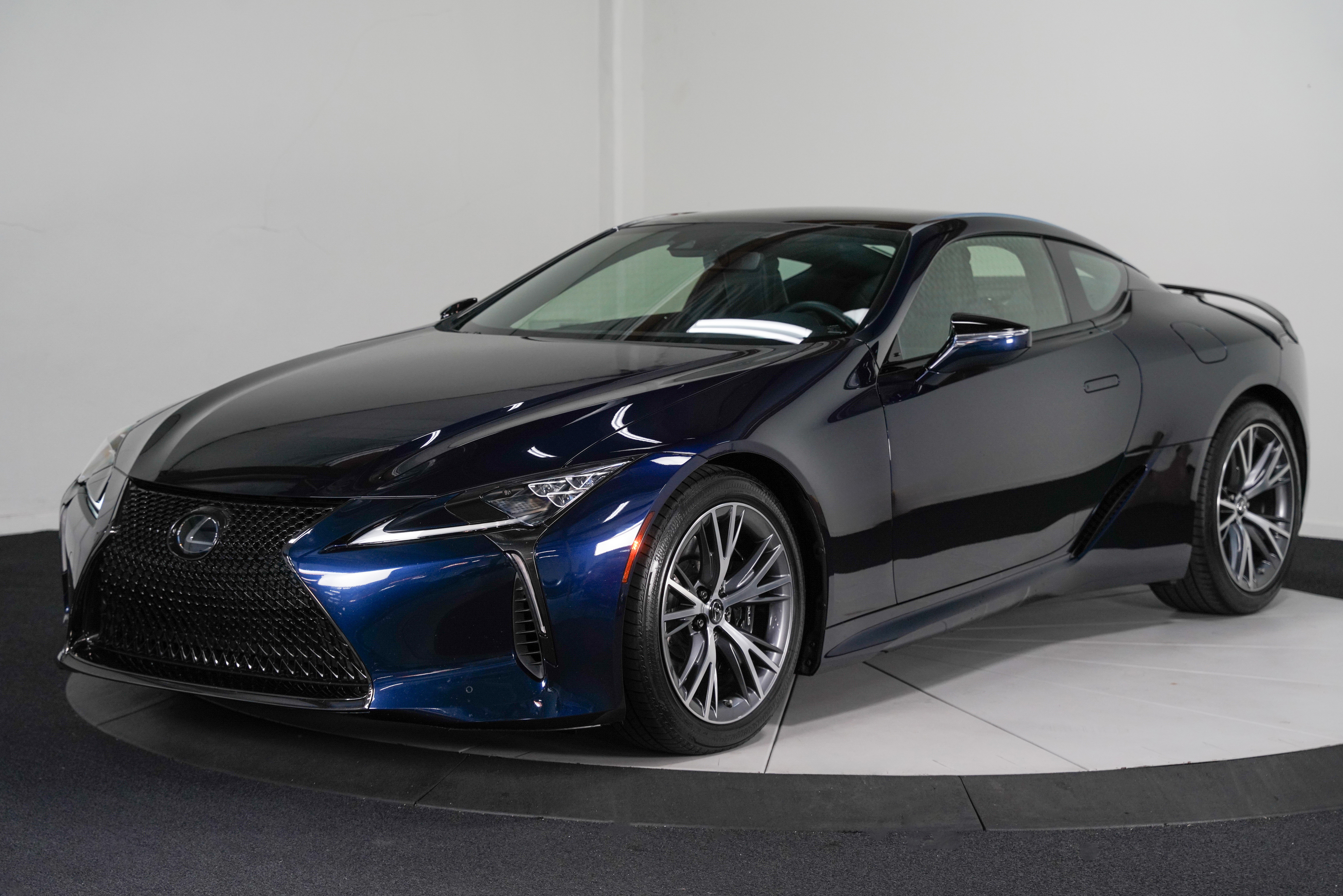 2023 Lexus LC 500 500's photo