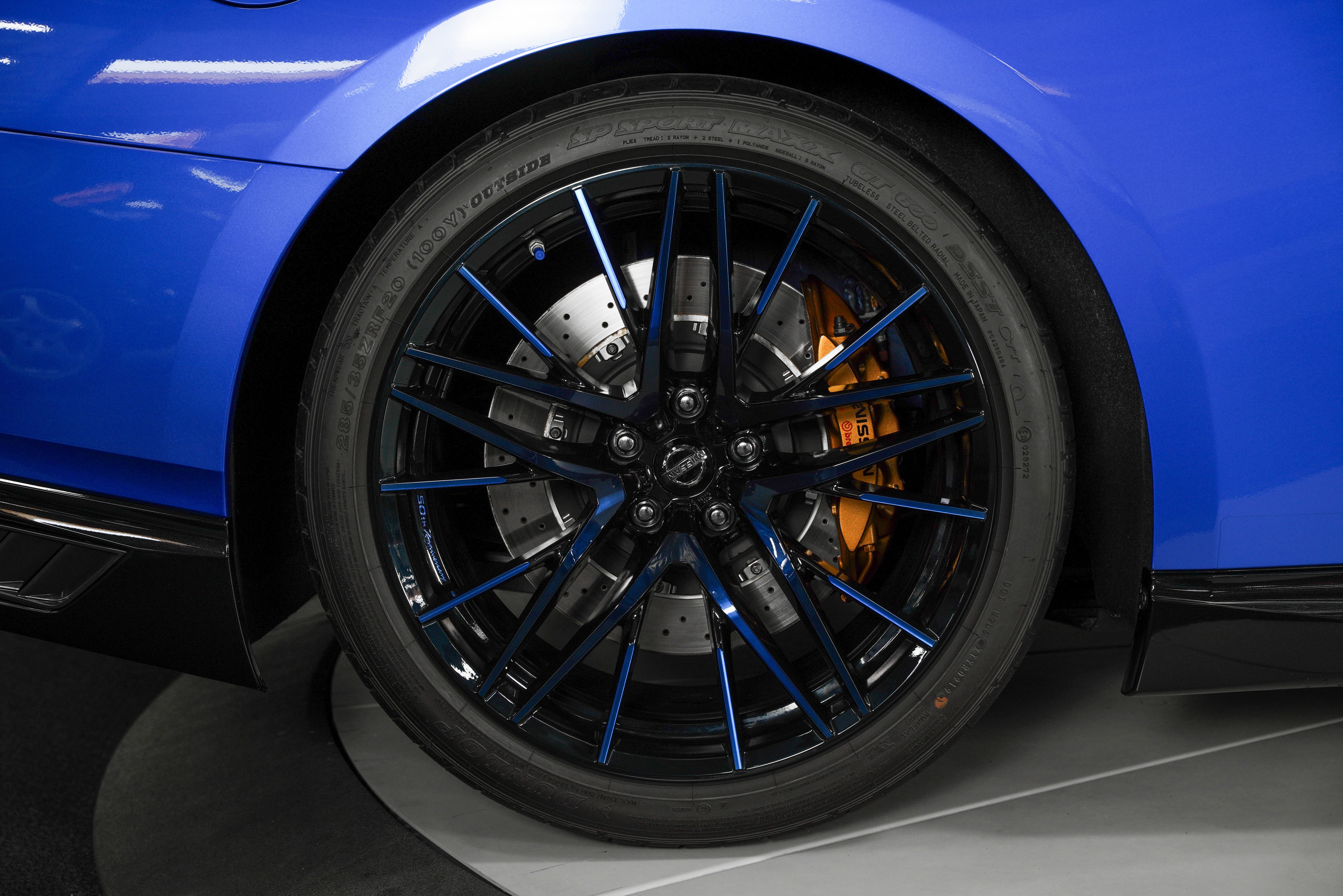 2020 Nissan GT-R Premium - Photo 25