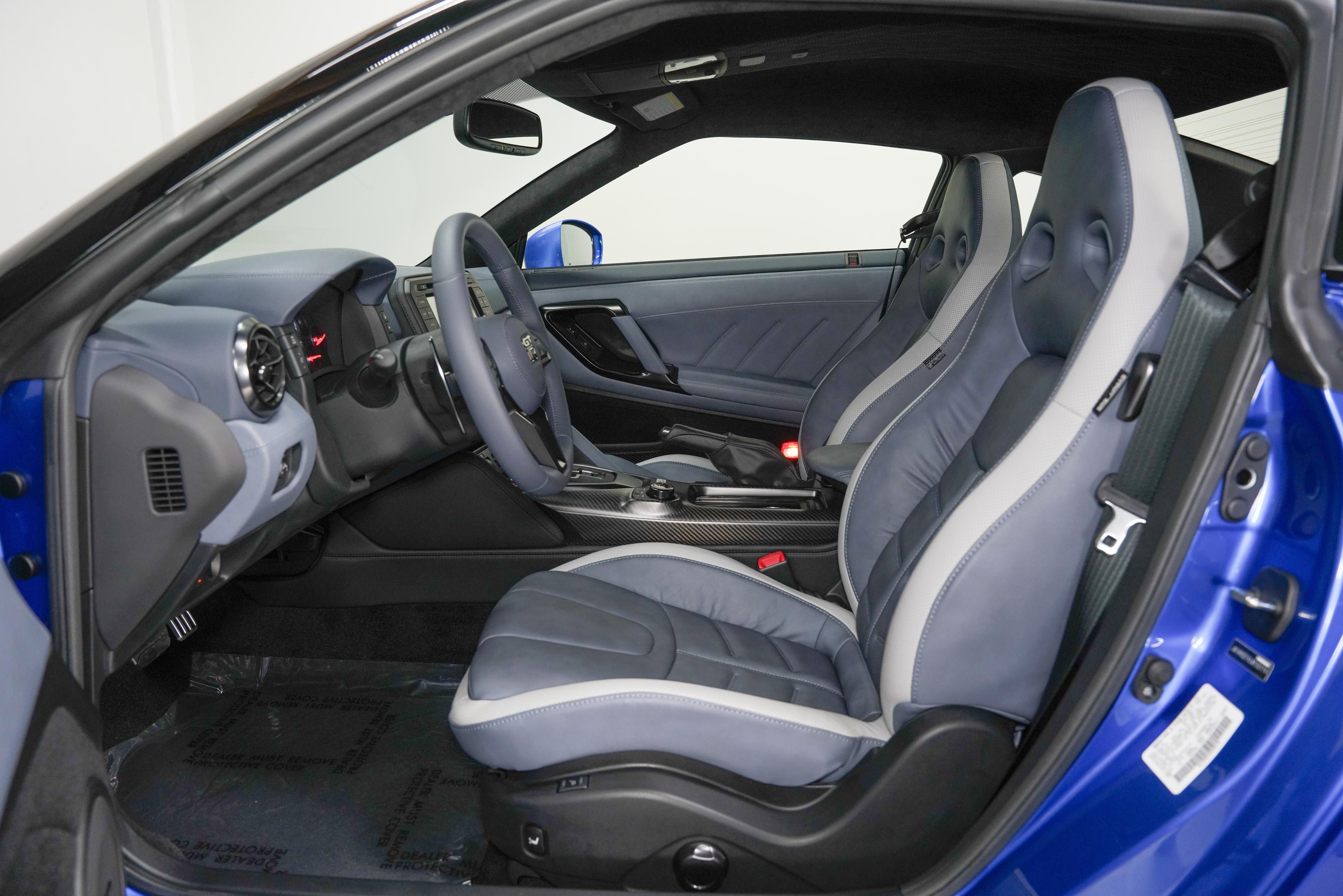 2020 Nissan GT-R Premium - Photo 38