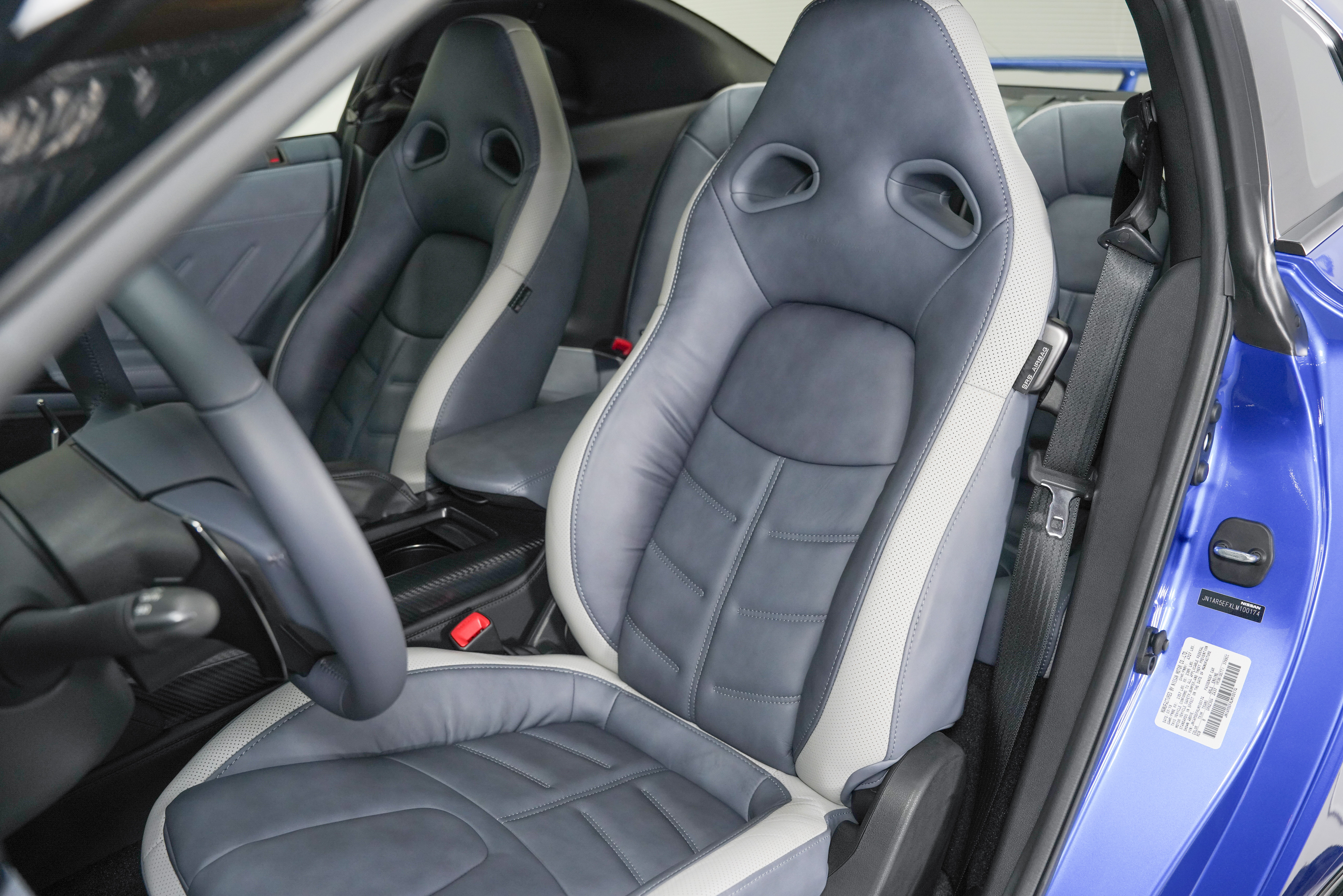 2020 Nissan GT-R Premium - Photo 39