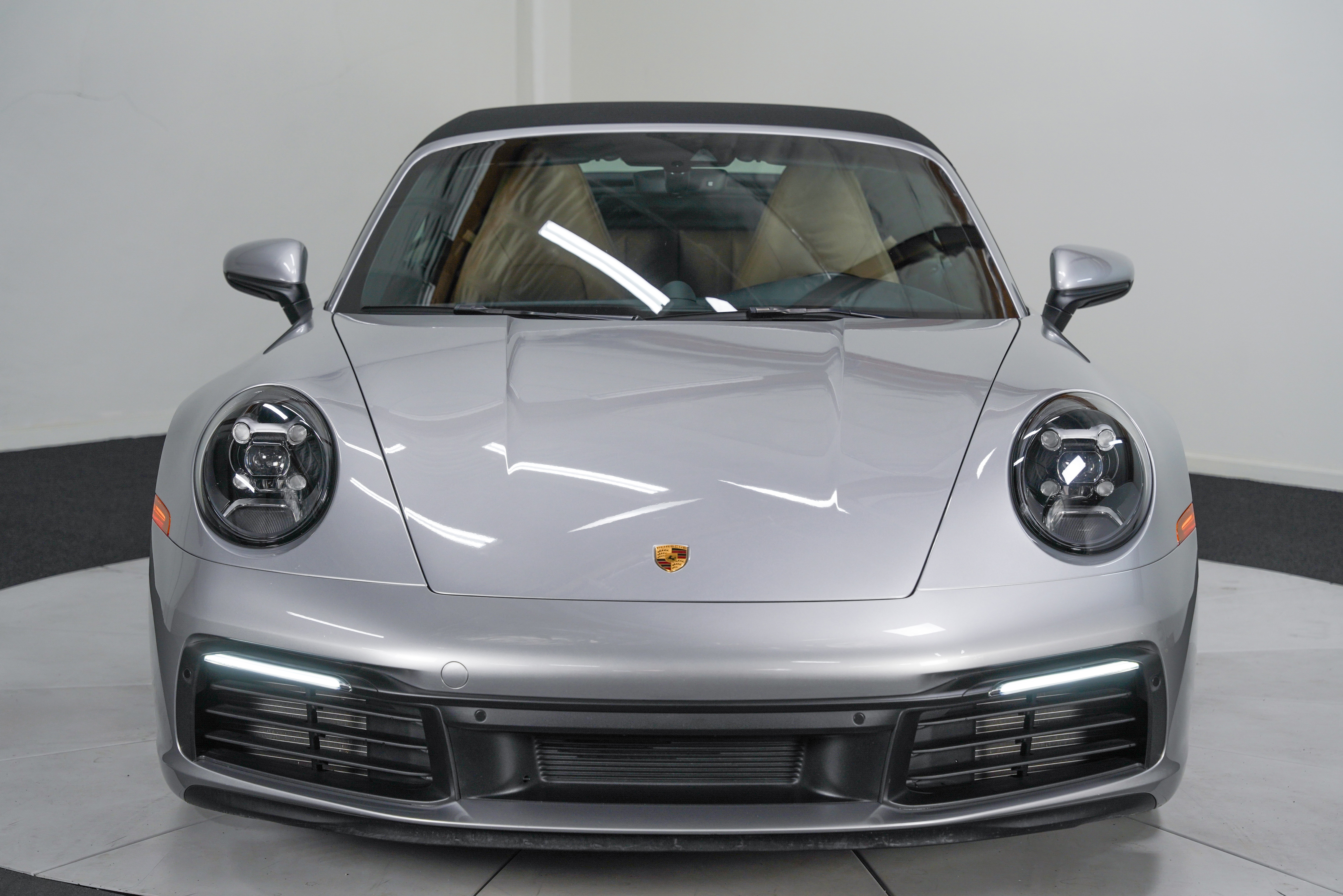 2023 Porsche 911 GTS - Photo 8