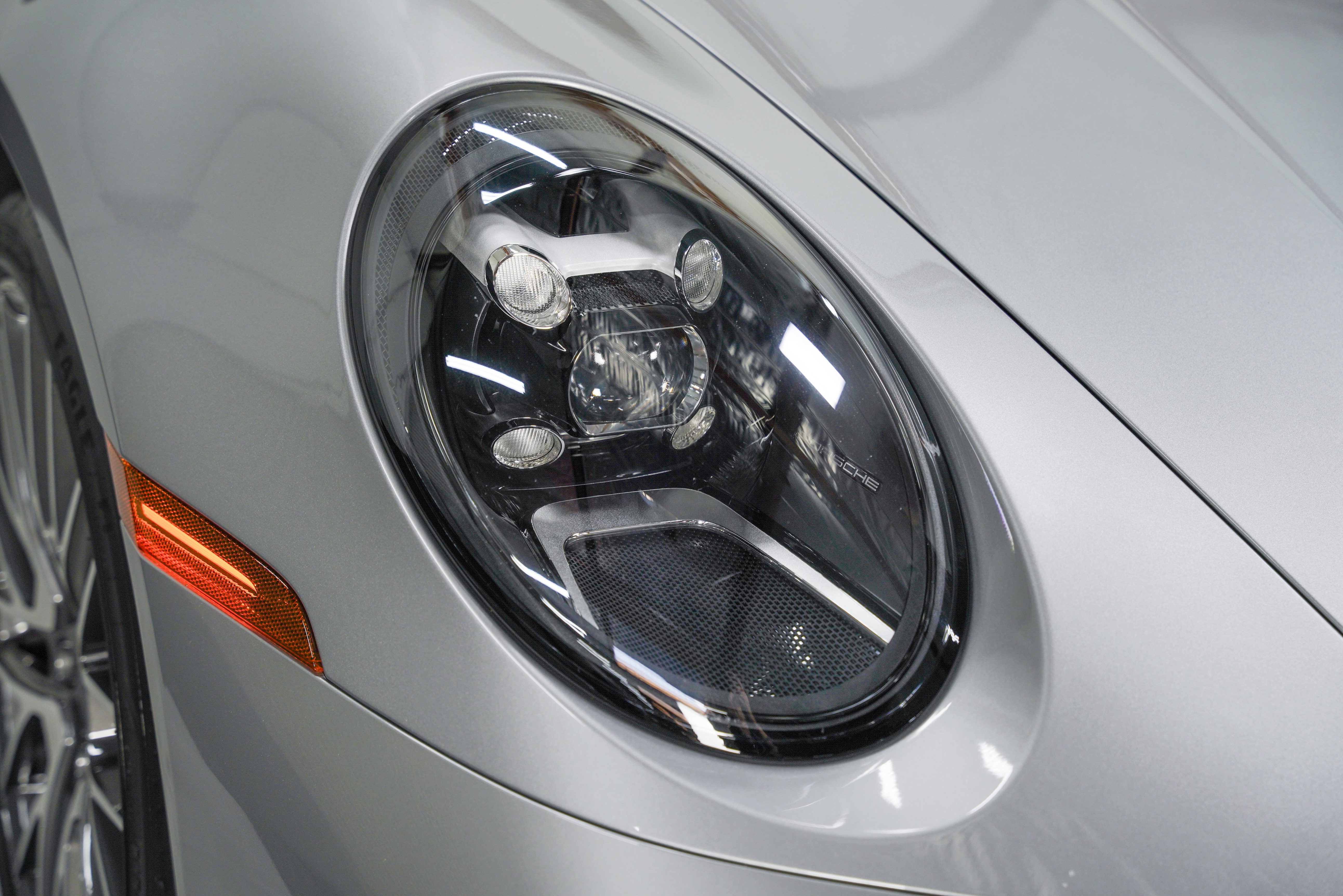 2023 Porsche 911 GTS - Photo 10