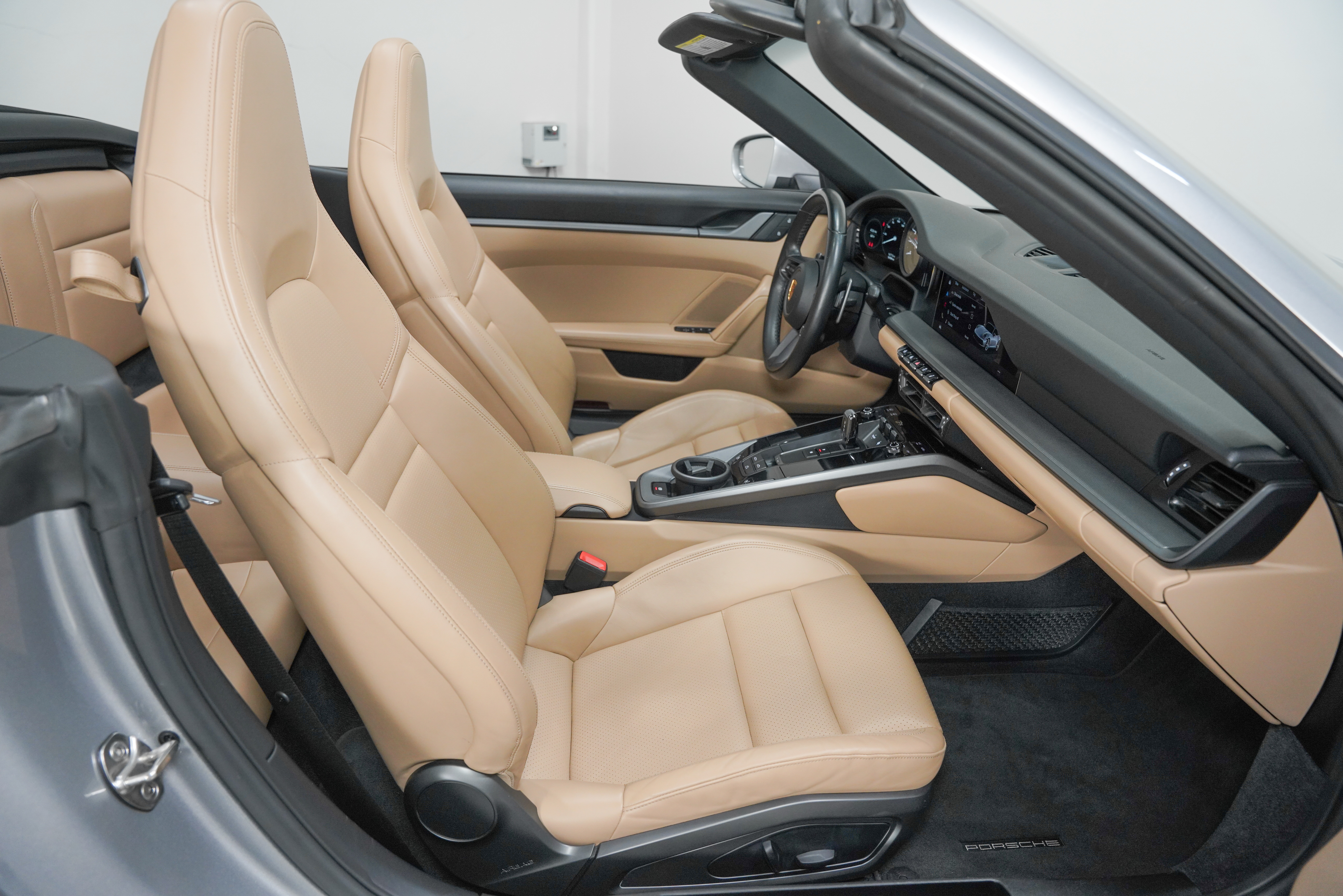 2023 Porsche 911 GTS - Photo 25