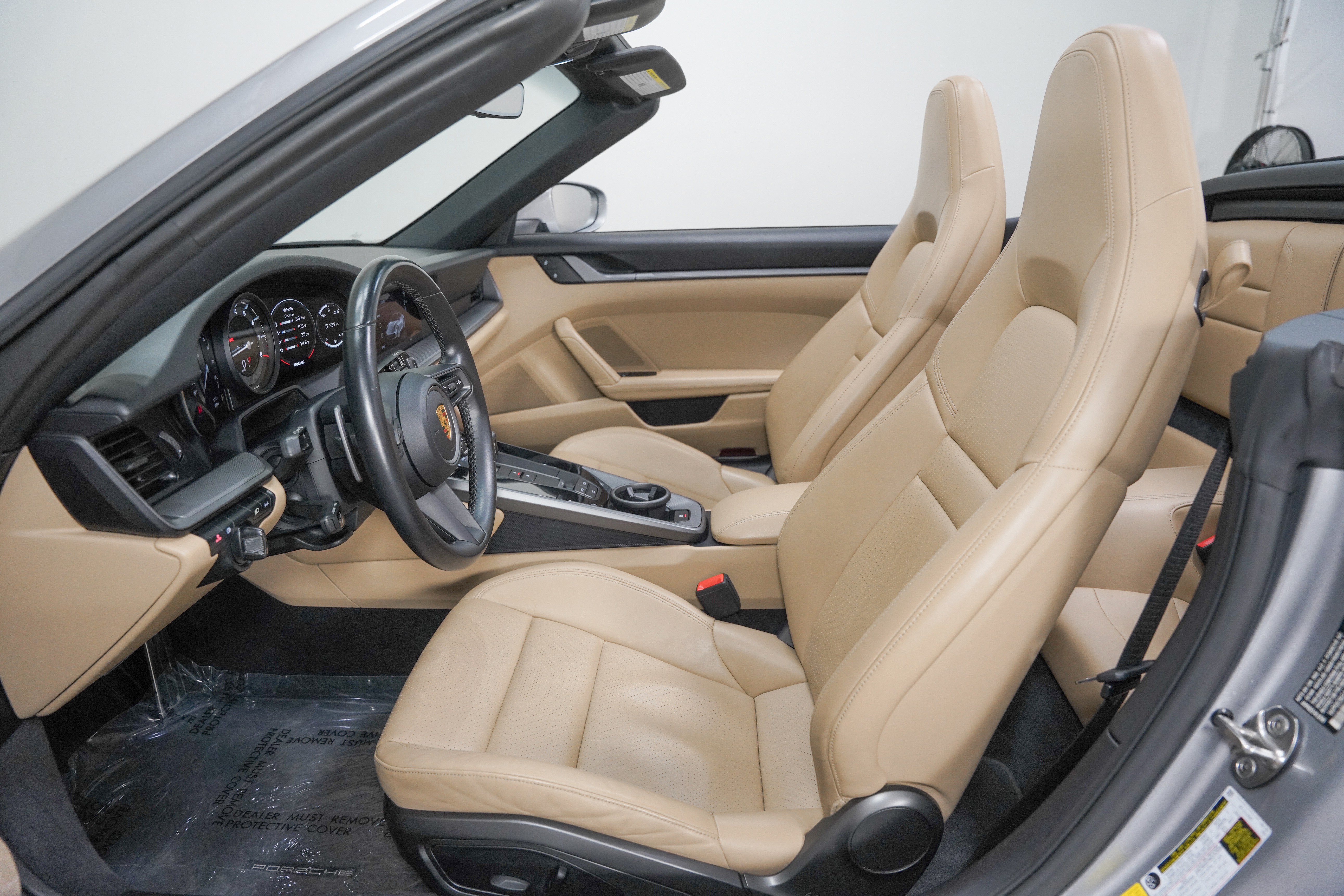 2023 Porsche 911 GTS - Photo 33