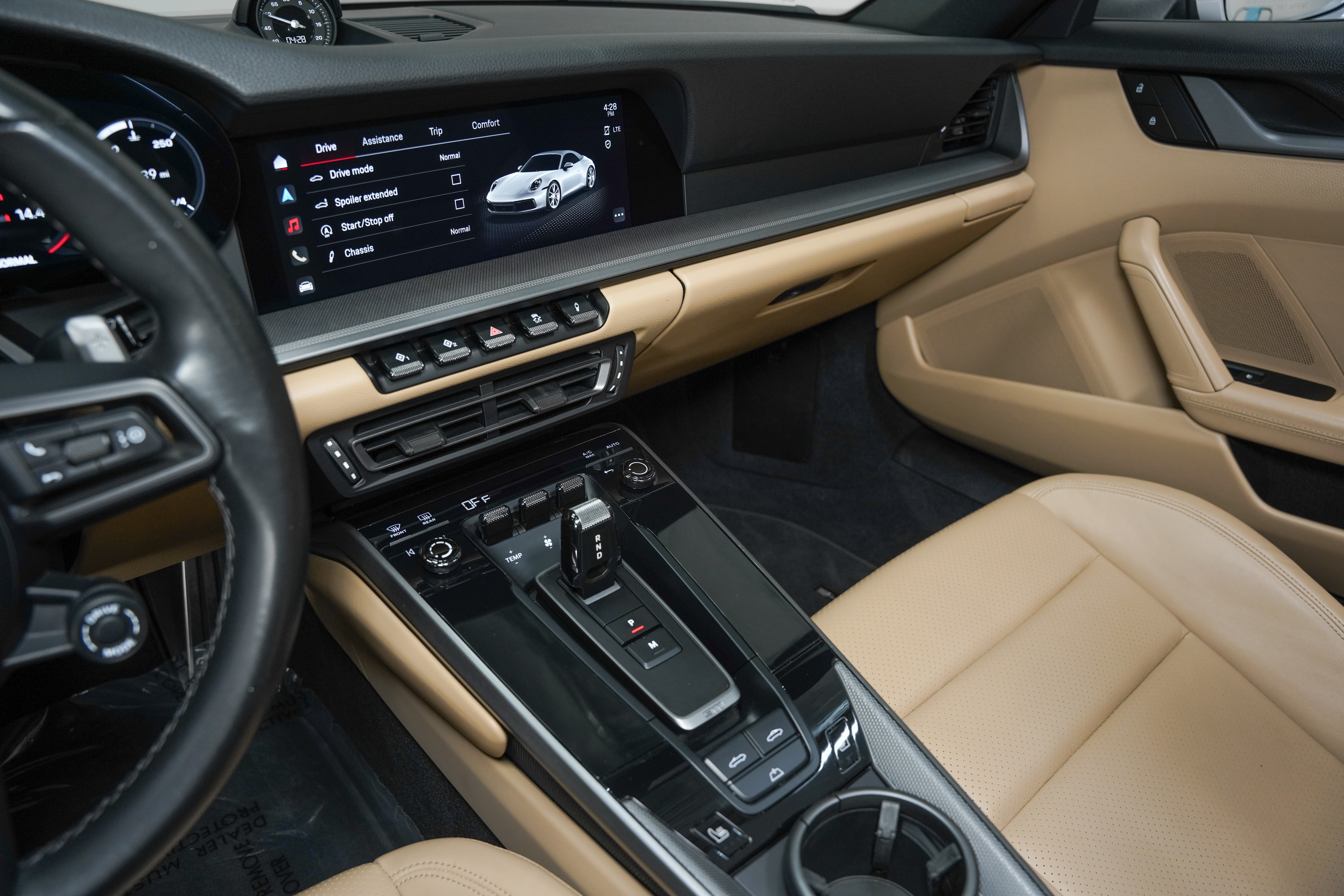 2023 Porsche 911 GTS - Photo 40